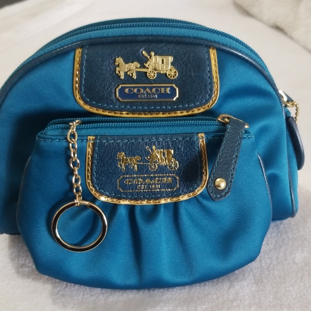 Nwot Rare Vintage Clutch